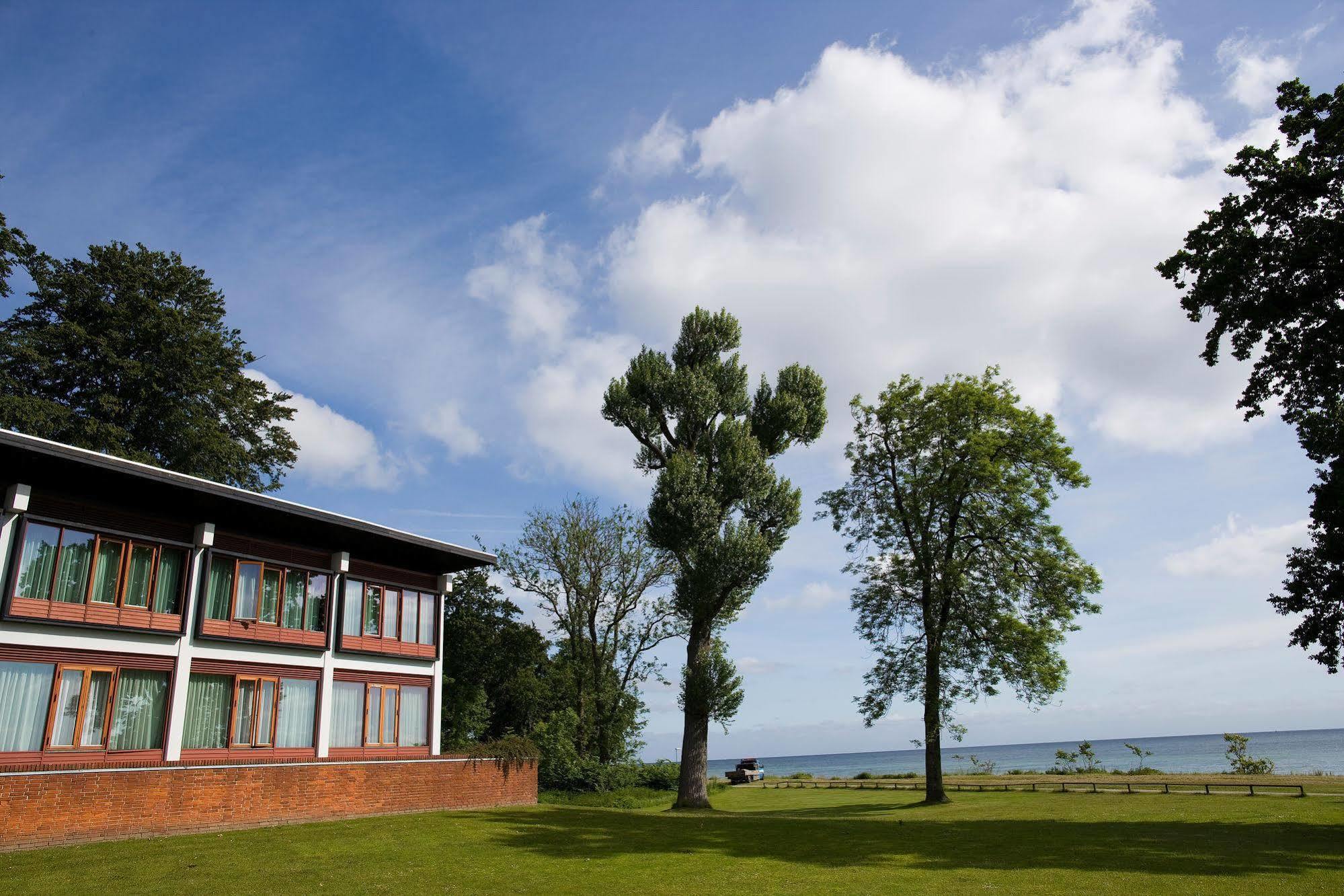 Hotel Hesselet Nyborg Bagian luar foto